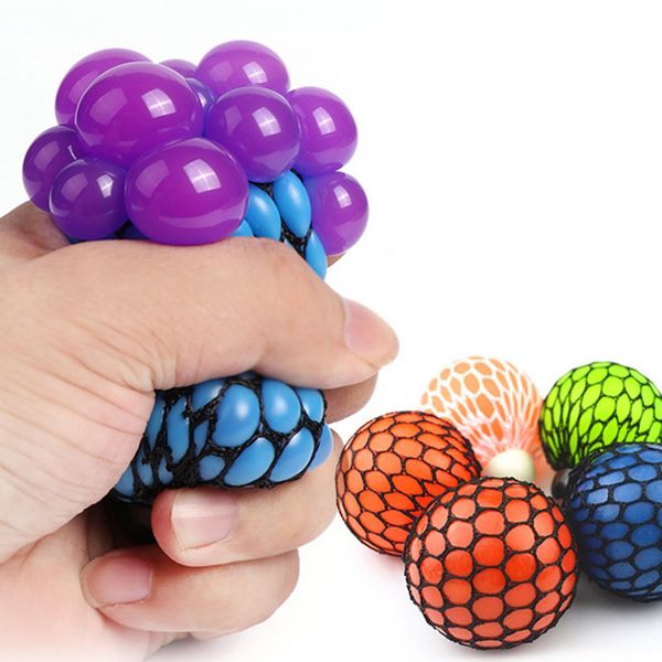 

5cm stresses reliever squeeze toys mesh ball grape squeeze toy child hand to knead novelty sensory fruity play toys