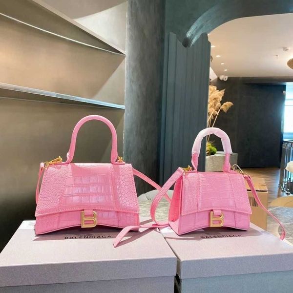 

women luxurys designers bags 2021 womens handbags purses designer crossbody wallet bag louisbags_18 small single hourglass european and amer