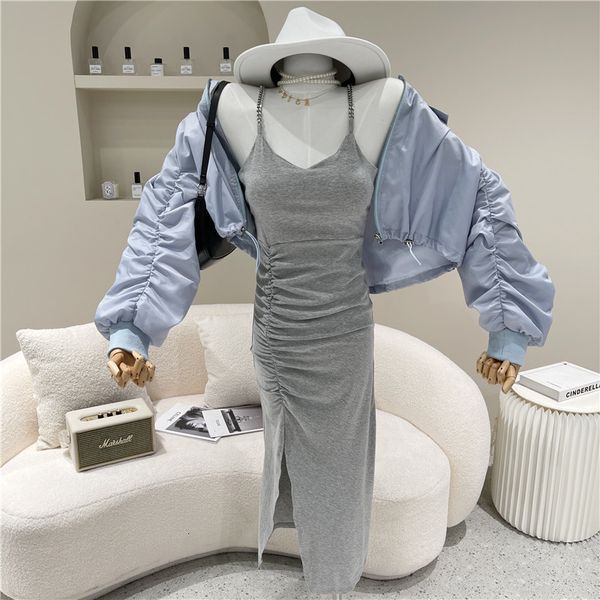

summer female 2021 niche fashion design division v-neck plissate current sling dress, Black;gray