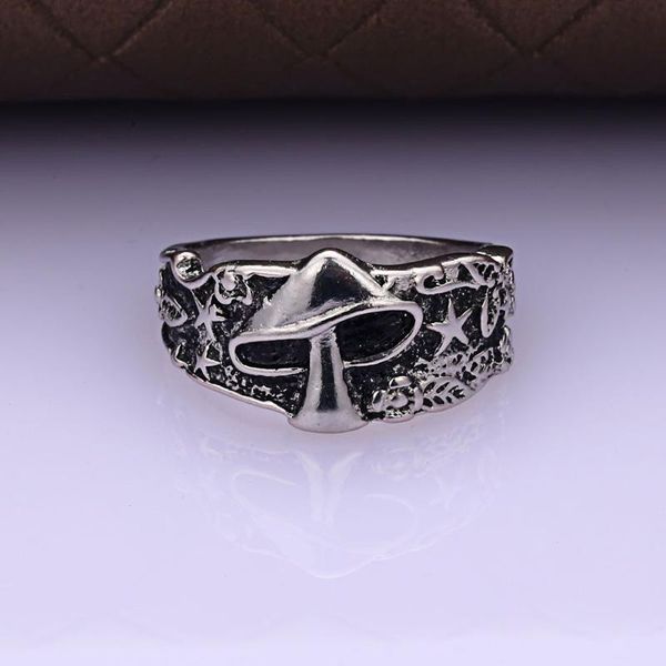 

wedding rings wild mushroom star flower pattern for men and women retro punk statement couple ring nightclub hip hop biker gift, Slivery;golden