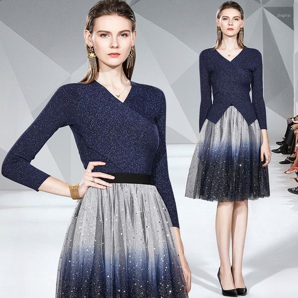 

two piece dress 2021 spring and autumn femininity v-neck fashion knitted + spray gold gradual skirt suit, White