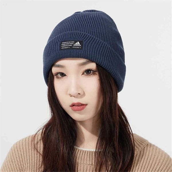 

hat winter new men's hat warm and comfortable knitted wool fashion cold, Blue;gray