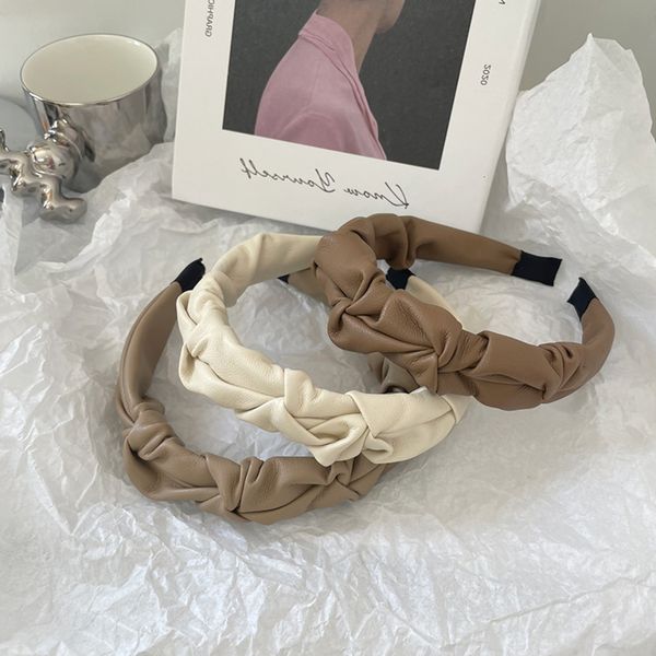

japanese and korean style geometric autumn winter fold hair hoop circle 21 daily matching pu leather headb personalized, Golden;white