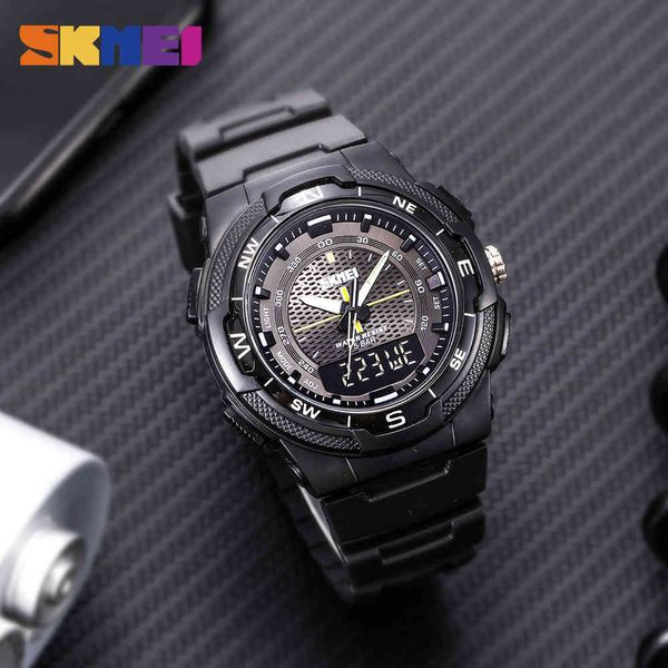 SKMEI 1454 Japonya Kuvars Dijital Hareketi Çift Ekran Erkekler Spor Saatı 3 Zaman Chronograph Erkek Saat Relojes Para Hombre X0524