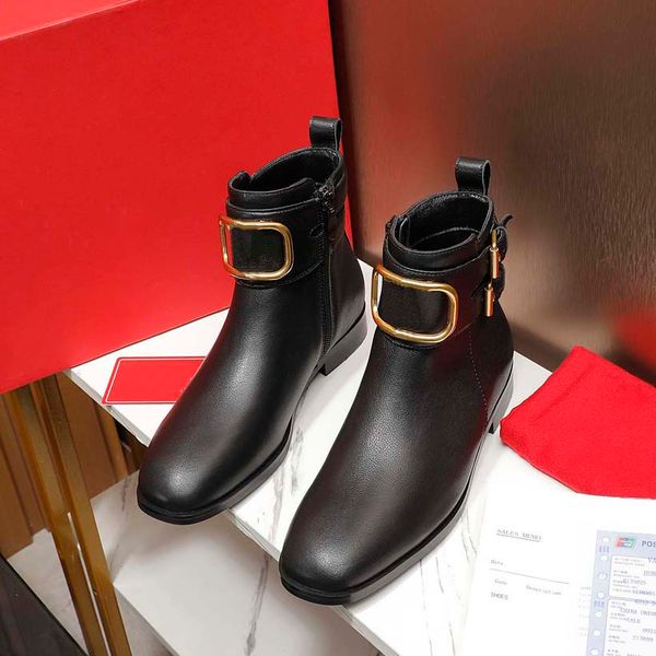 

designer boots ankle boot martin cowboy fashion rivet black booties real leather zipper letter lace up lady with box 05