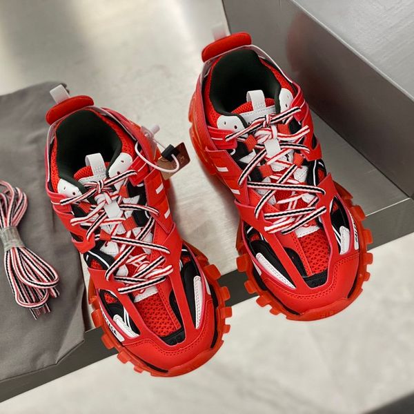 

2021 italy casual shoes comfortable and antiskid slippers men a women low flat genuine leather mens sneakers trainers q1, Red;white