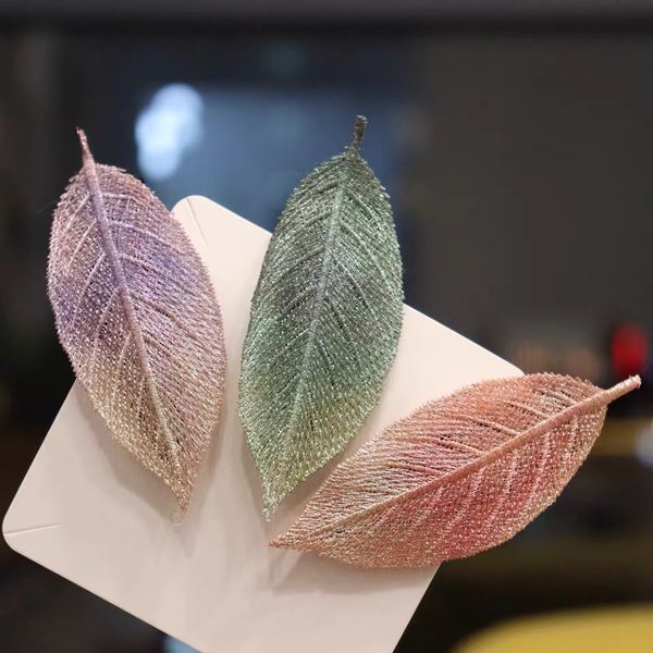 

fashion version ins style fresh girl embroidery leaves hairpin net mangrove leaves changing color bb clip temperament versatile side clip, Golden;silver