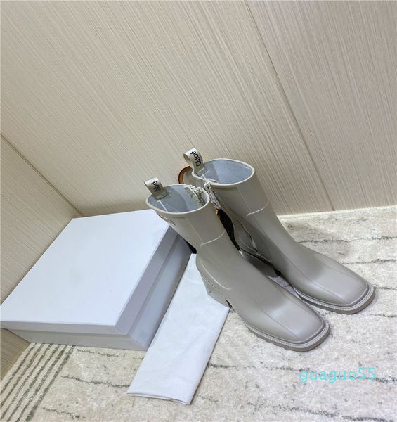 

designer luxury design women boots pvc integrated rain boot pair it with a dress or jeans to make your legs stand out, Black