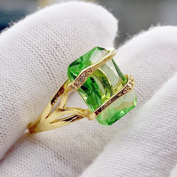 

cute female green crystal stone ring classic gold color engagement luxury square zircon wedding rings for women, Slivery;golden
