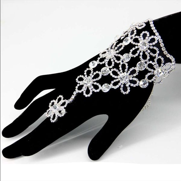 

slave flower diamond accessories bracelet ring one piece chain, Black