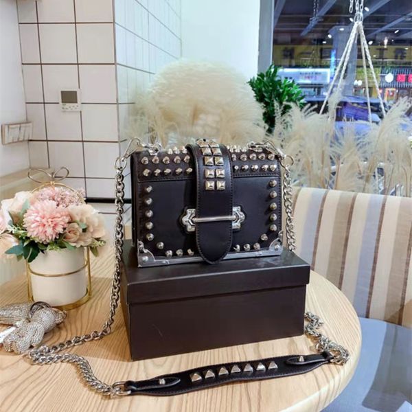 

designer shoulder bags wallet mini luxury cross body genuine leather high-quality different colors silver chain fashion brand wallet