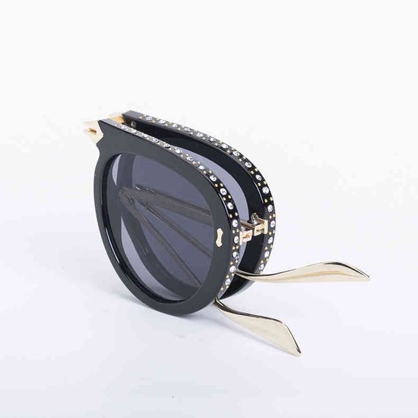 

2021 sunglasses women's fashion net red g's same folding, White;black