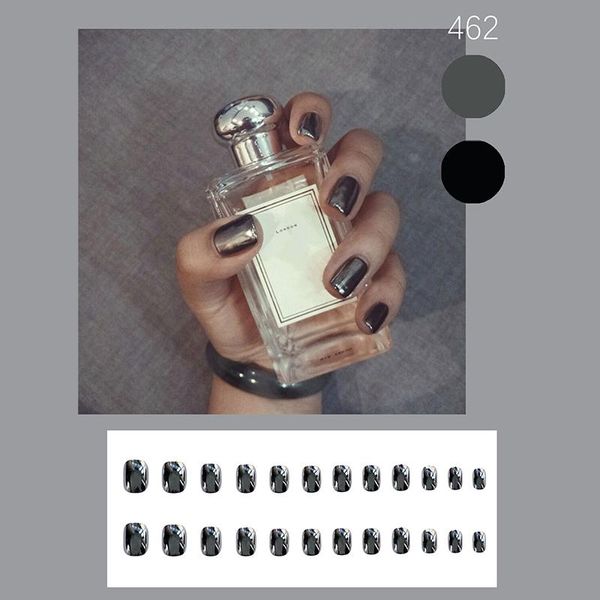 

beauty fake nail art decorations short mini soot artificial press on with jelly glue full cover stylish daily manicure false nails, Red;gold