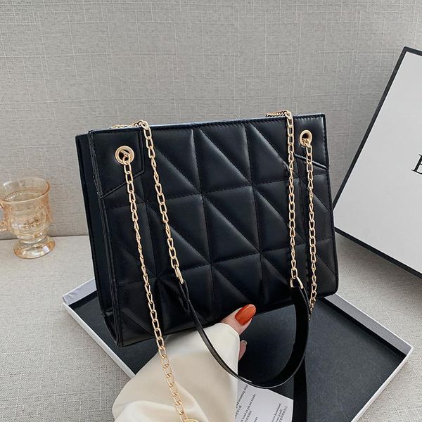 

chain women's bag 2021 chic shoulder messenger female flow underarm bags for women