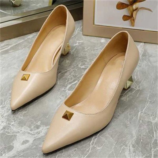 

dress shoes genuine leather high heel rivet pointed toe plating med slip on summer women pumps classic design, Black