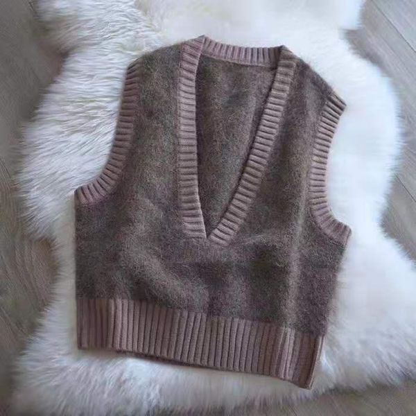 

women's vests set spinning mohair deep v-neck vest, Black;white