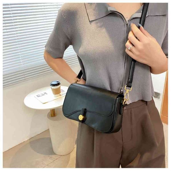 

2021 spring and summer new pu texture women's messenger fashion korean simple one shoulder small square bag