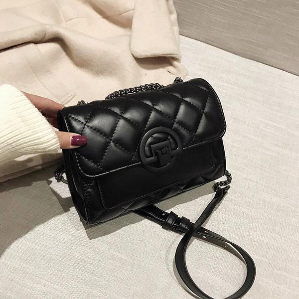 

internet celebrity textured small black bag women's 2021 trendy messenger ins fashionable shoulder cross body