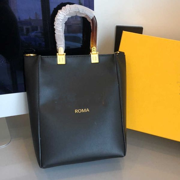 

designer luxury bag women handbag tote bag shoulder bags plain genuine leather smooth surface gold hardware magnetic buc women's leathe, Red;black