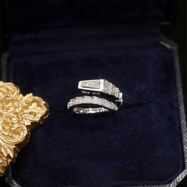 

multi-layer nail inlaid with rhinestones round open rings for women korean fashion lady wedding bands party classic rings, Golden;silver