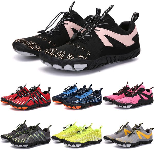 

2021 four seasons five fingers sports shoes mountaineering net extreme simple running, cycling, hiking, green pink black rock climbing 35-45