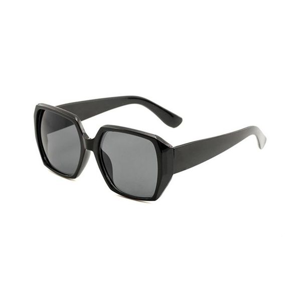 

sunglasses 009 women men good quality, White;black