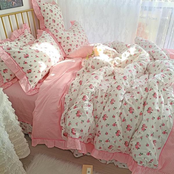 

bedding sets 4/6pcs100%cotton set vintage elegant flowers duvet cover with ruffle soft comfy bed sheet pillowcases double  king