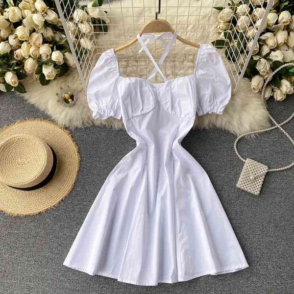 Elegante retro quadrado pescoço bolha manga curta mini vestido para womens design transversal suspensórios cintura slim branco sundress verão 210420