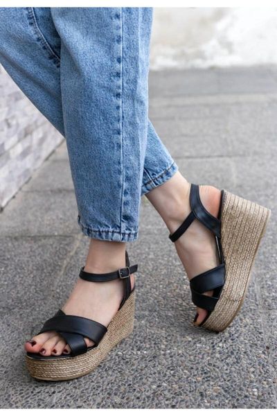 

sandals açela black skin wedges