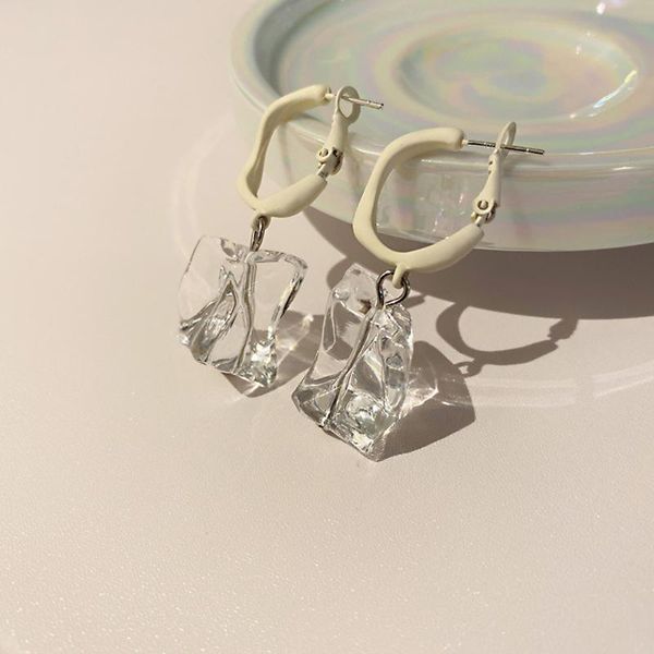 

stud xiya earrings 2021 trend exquisite simple geometric temperament irregular deformation women's jewelry, Golden;silver