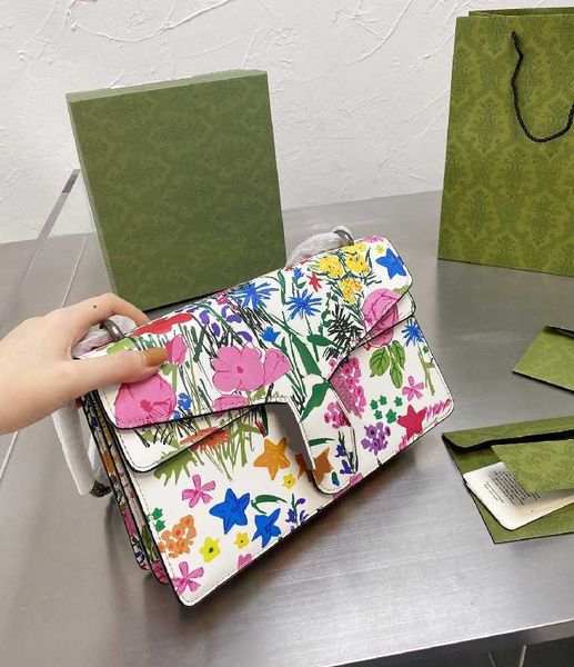 

designer fashion high-quality diagonal shoulder bag designer with colorful printing handbags ladies temperament chain bags