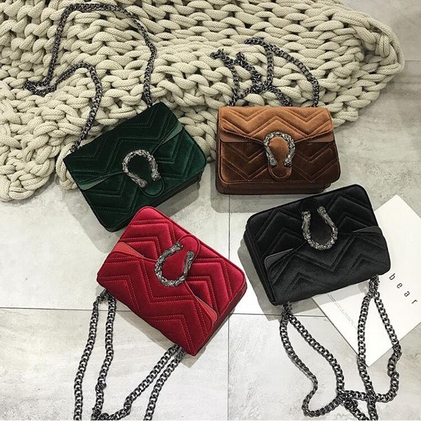 

wholesale factory ladies leather shoulder bags soft and comfortable corduroy chain bag elegant solid color striped handbag street trend sewi