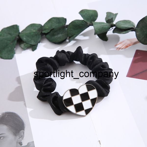 

vintage metal black and white pearl hair rope for women fashion checkerboard love hair ties, Slivery;white