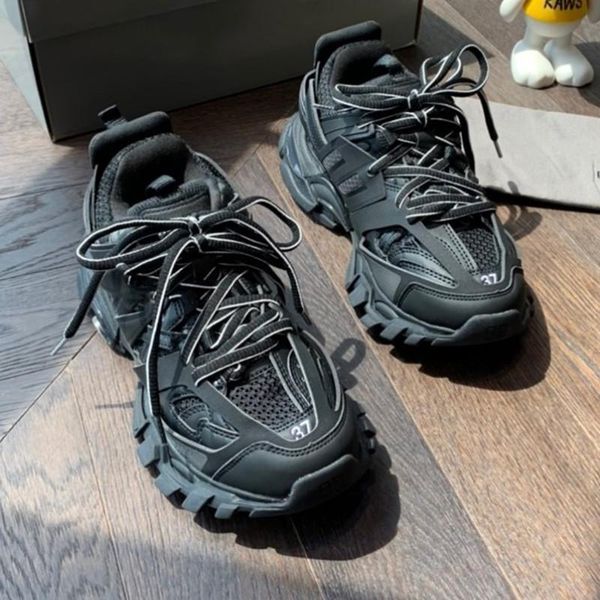 

men's tracksuits autumn and winter sports shoes women's mesh leather sneakers fashion casual ladies, Gray