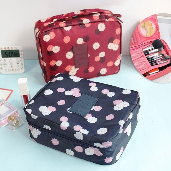 

toiletries storage bag outdoor travel waterproof ladies cosmetic case large capacity zipper toiletry bags