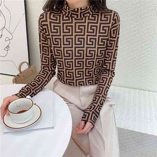 

womens long-sleeved t-shirt without velvet bottoming shirt autumn winter small shirt with high collar and retro plaid top, White;black