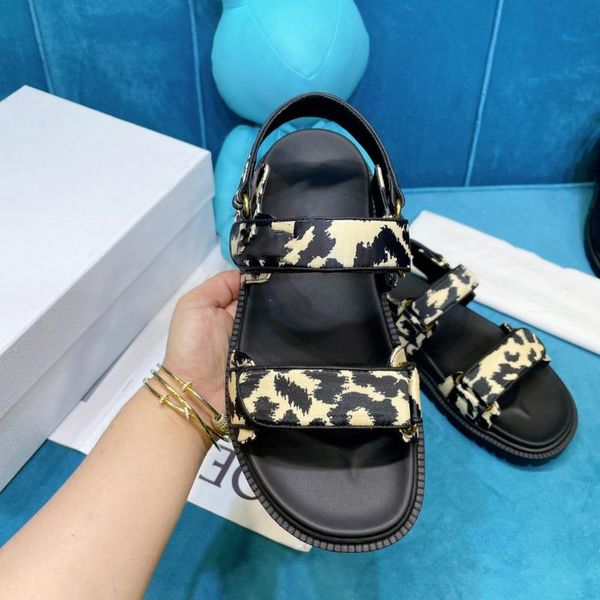 

sandals summer women cozy beach ladies shoes arrival female quality sandalias light footwears brand sapato feminino, Black