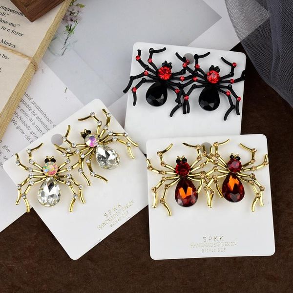 Brincos de garanhão para mulheres Halloween Piercing Europeu e American Fashion Retro Personalidade Jóias de aranha exageradas