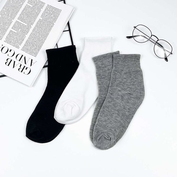 

autumn winter medium black white gray classic color simple running cotton