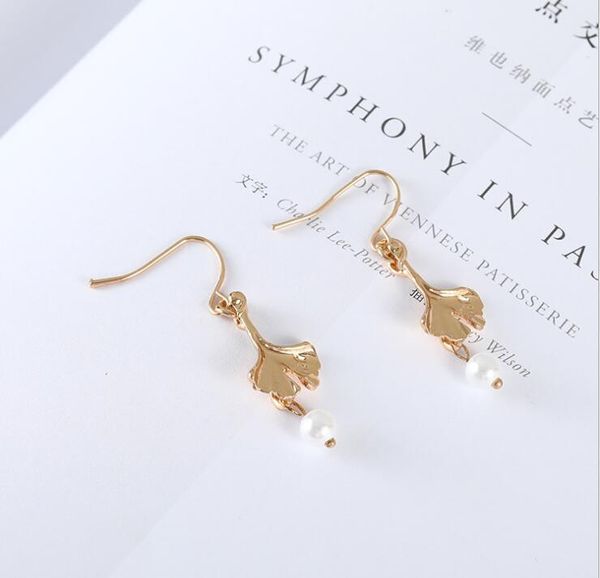 

dangle & chandelier metallic texture textured pearl fringed chain compact temperament wild holiday ear, Silver