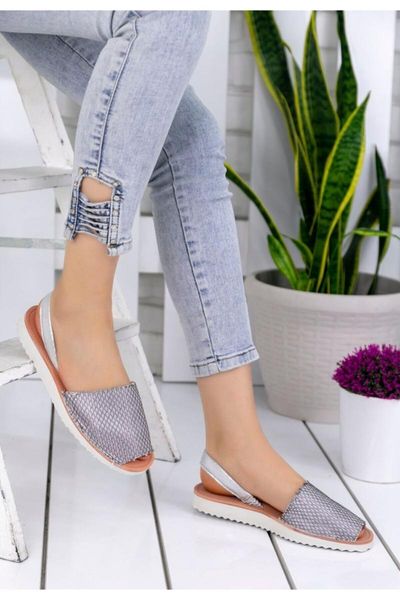 

women's silver decorated sandals, Black