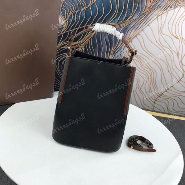 

women luxurys designers bags 2021 bucket bag can pull it by hand or lean back crossbody