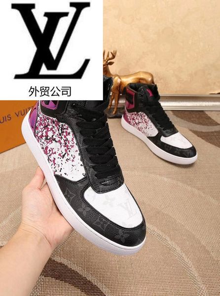 

luxury women and men sneakers loafers boots moccasins buckles lace-ups dress shoes designer wryb