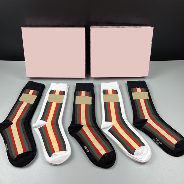 Luxo Impressão Unisex Sport Socks Moda Barroco Letter Homens Mulheres Hosiery Aniversário Presente Para Casal Meias Trendy