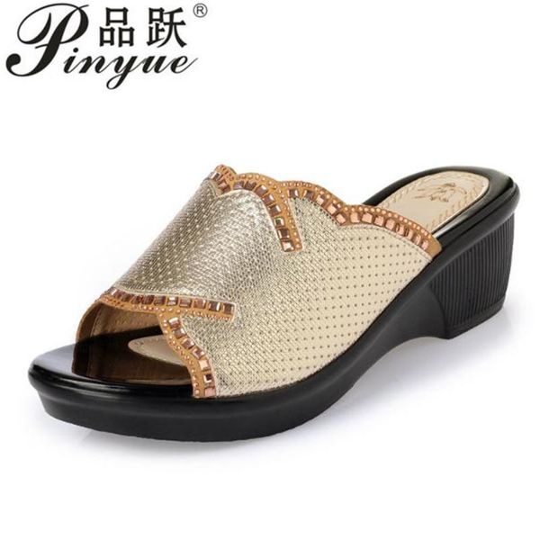 

large size 35-42 women sandals rhinestone flat shoes mother slippers summer outside fashion, Black