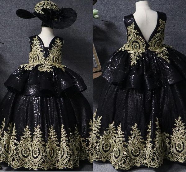 Schicke schwarze Pailletten Elfenbein Spitze Blumenmädchenkleider Party für Hochzeit 2021 V-Ausschnitt zwei Schichten Ballkleid Mini Quinceanera Kleid Kleinkind Teenager