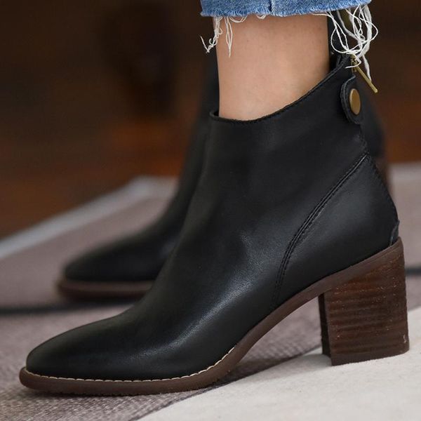 

boots women's genuine leather thick high heel round toe autumn ankle metal buckle back zip gradient colot retro short shoe, Black