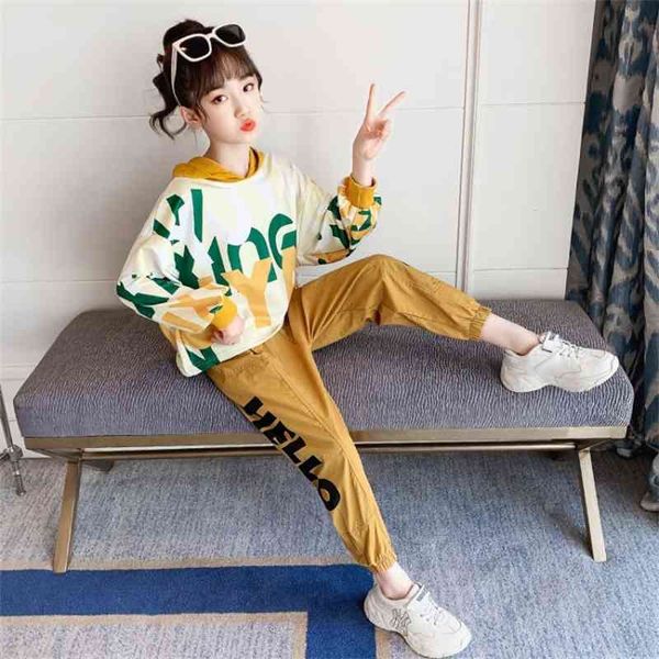 

girls' suit 2021 new fashion foreign and autumn style big korean version fashionable children's spring sweater, Black;white