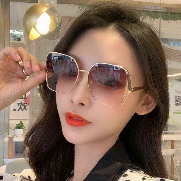 

luxury sunglasses women fashion glasses square shades for women lunette de soleil femme zonnebril dames vasos decorativos, White;black