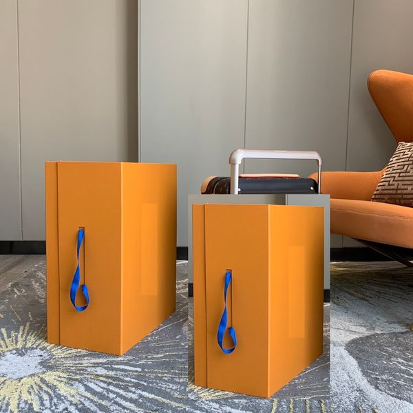 

luxury suitcase leather travel bag with gift box